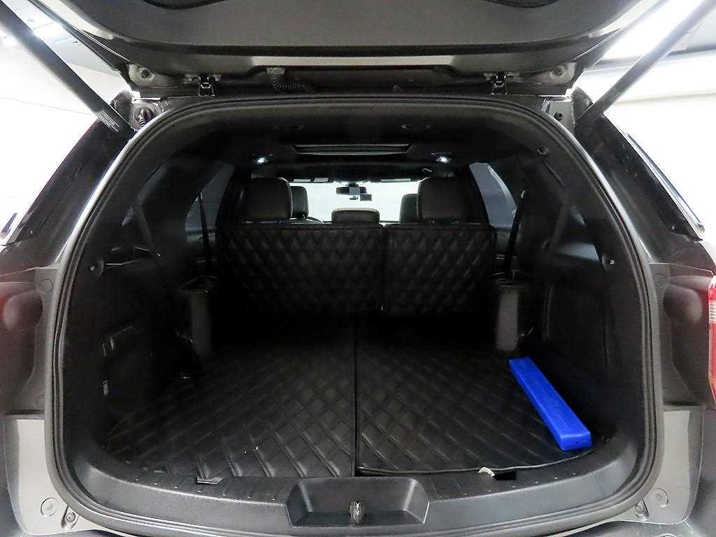 Ford Explorer 2018 Gris - Importación desde Corea - HF Imports Iquique - Foto 18