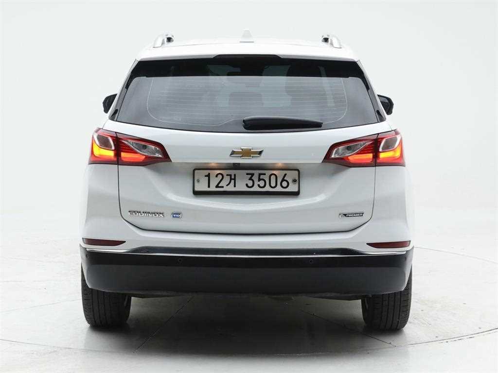 Chevrolet Equinox - Vista 5