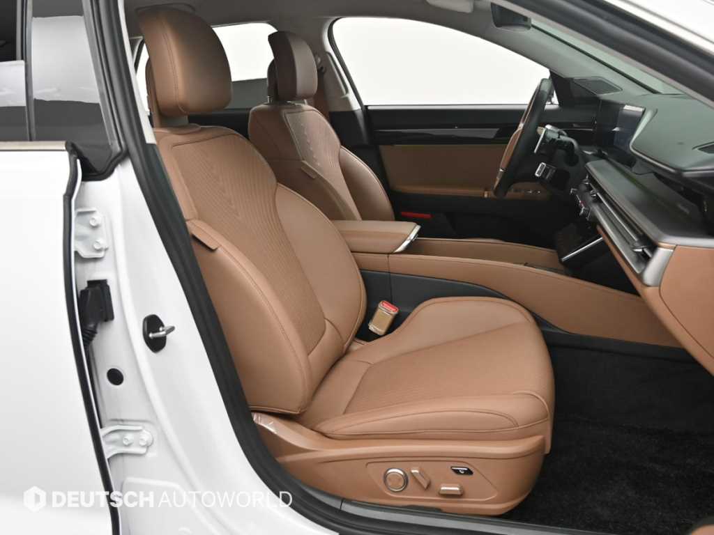 HYUNDAI Grandeur - Vista 10