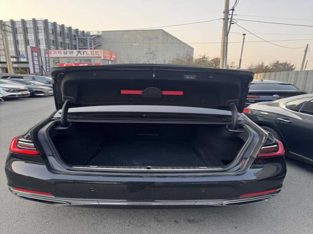 BMW 7 Series - Vista 11