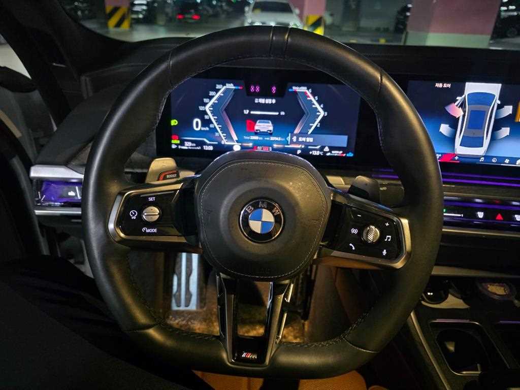 BMW 7 Series - Vista 4