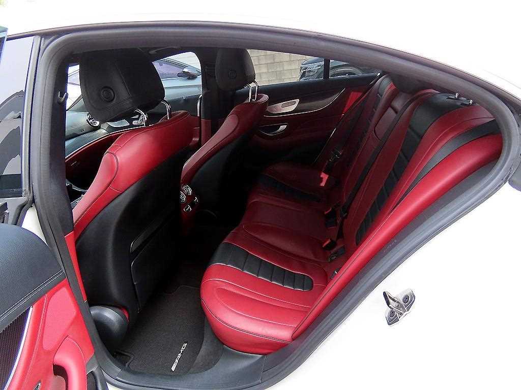 Mercedes Benz CLS Class - Vista 6