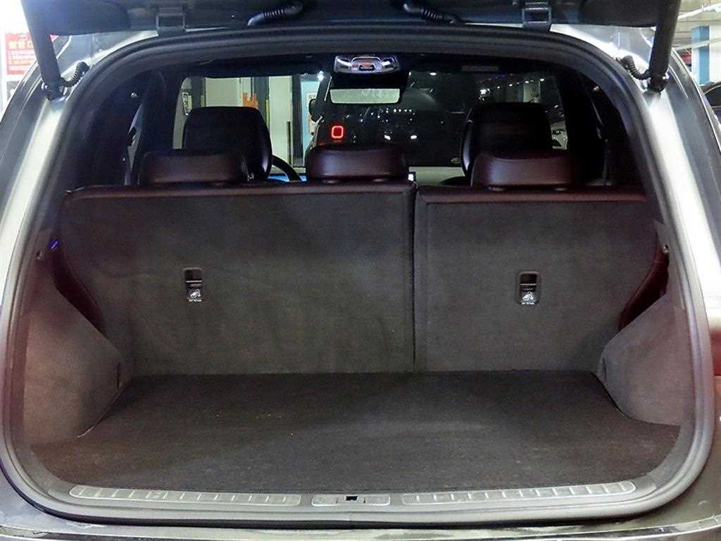 Genesis GV70 2025 Gris - Importación desde Corea - HF Imports Iquique - Foto 15