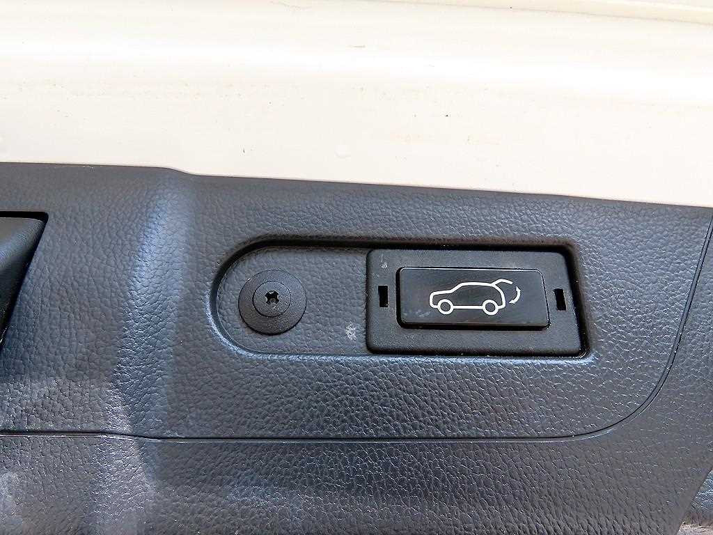 Ssangyong Rexton 2018 Blanco - Importación desde Corea - HF Imports Iquique - Foto 18