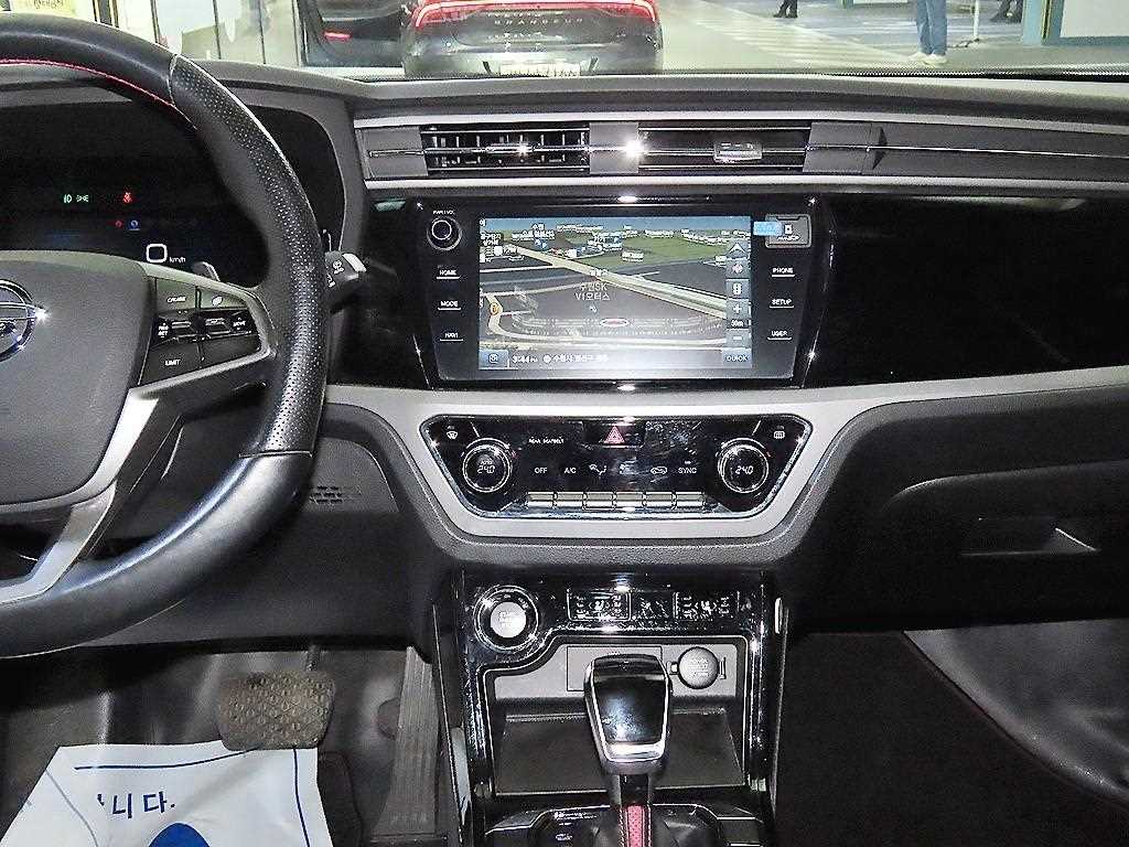 Ssangyong Korando - Vista 11