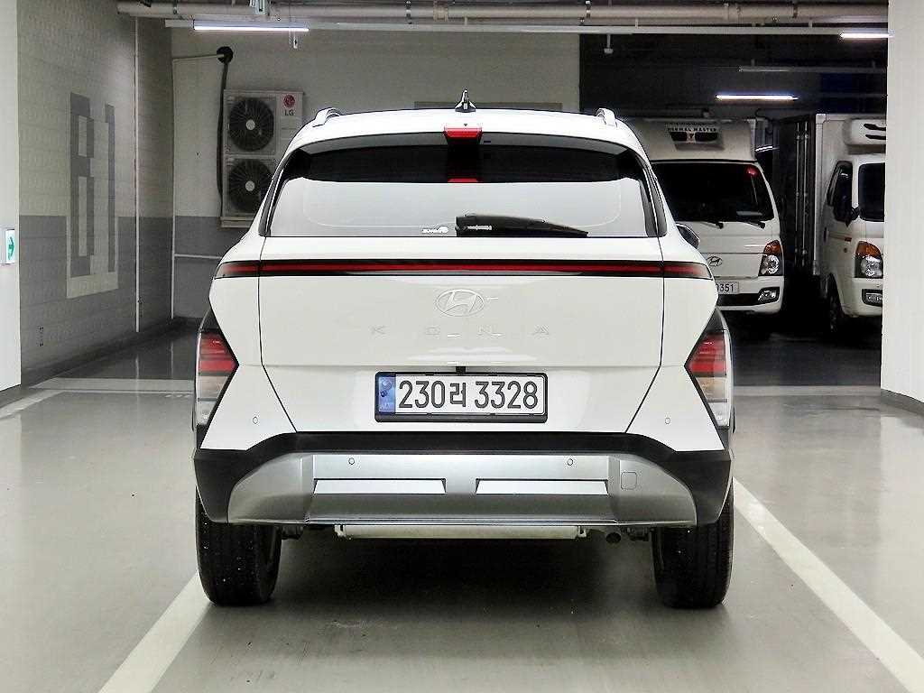 HYUNDAI Kona - Vista 3
