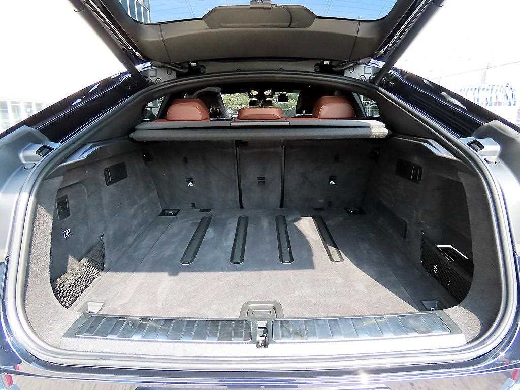 BMW X6 2025 Negro - Importación desde Corea - HF Imports Iquique - Foto 17