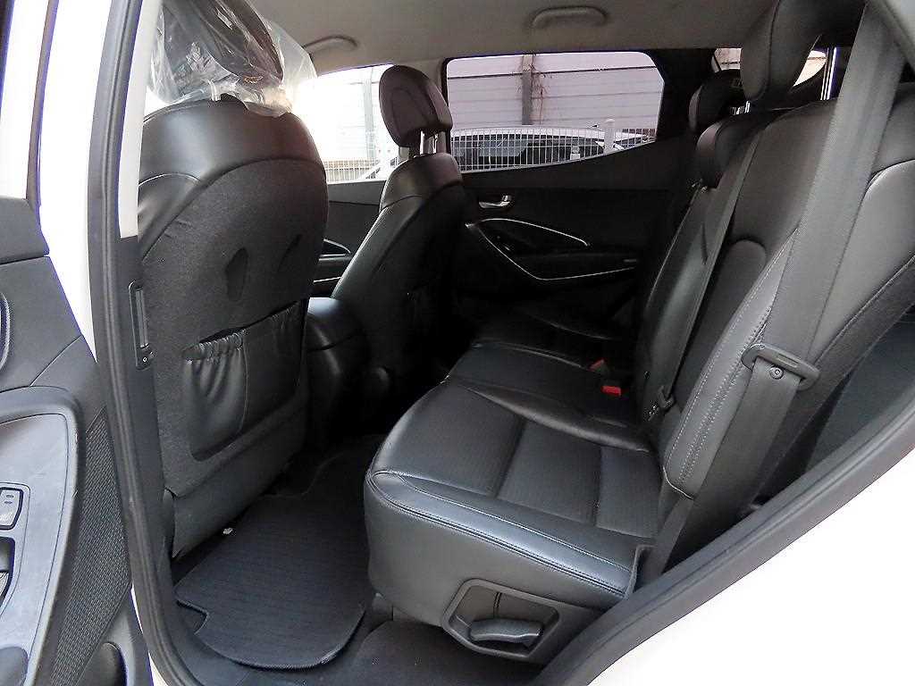 HYUNDAI Santa Fe - Vista 6