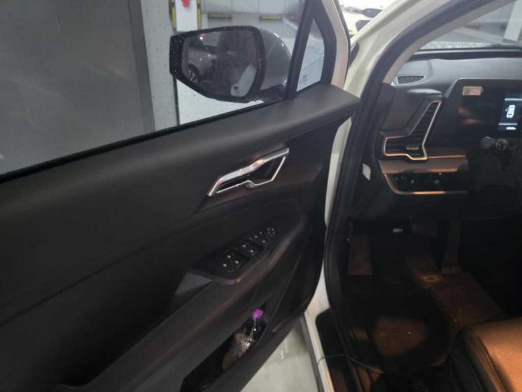 KIA Sportage - Vista 5