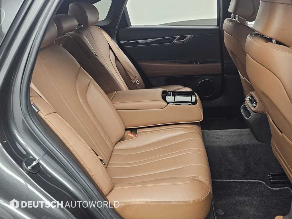 Genesis G80 - Vista 12