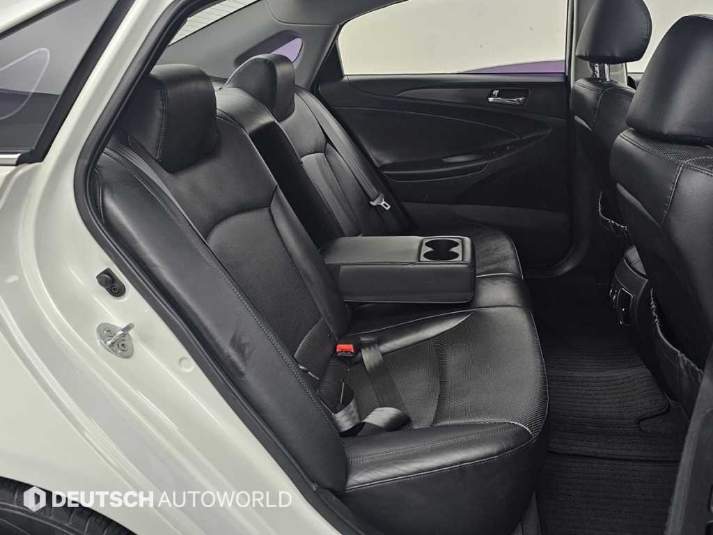 HYUNDAI Sonata 2012 Blanco - Importación desde Corea - HF Imports Iquique - Foto 13