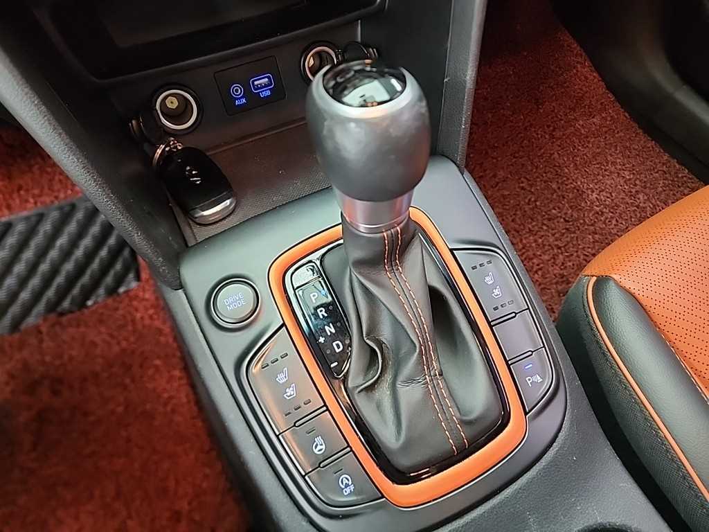 HYUNDAI Kona - Vista 8