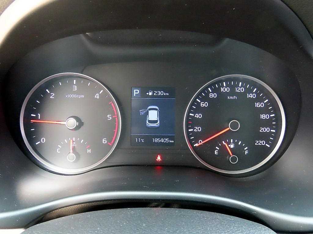 KIA Stonic - Vista 9