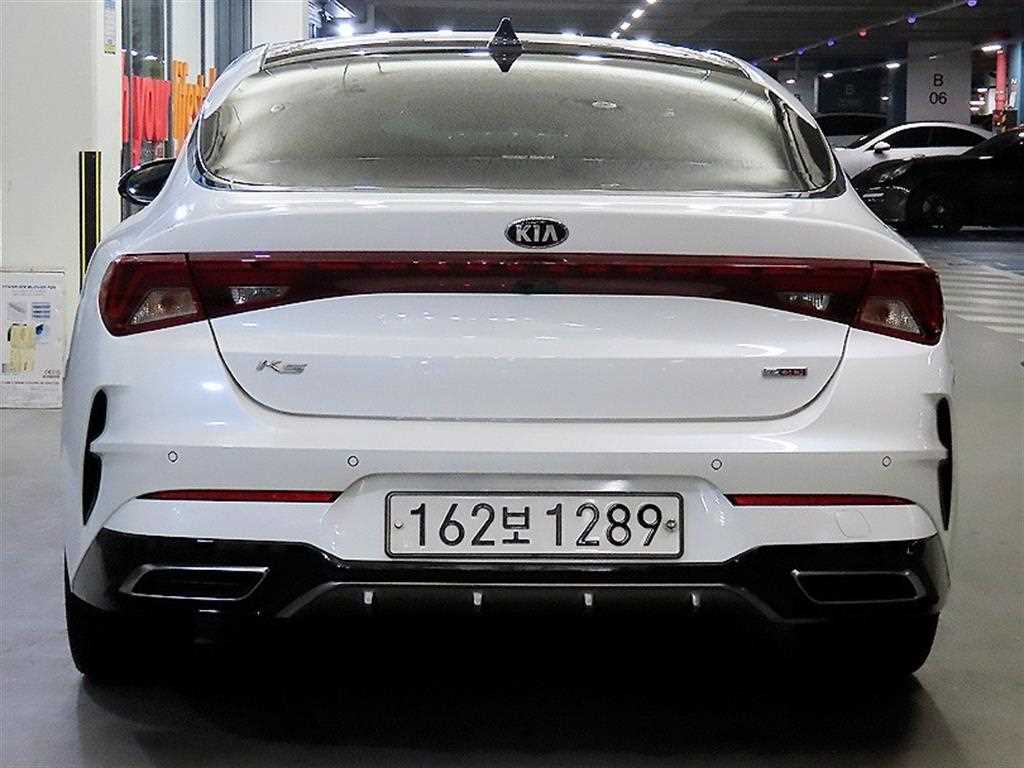 KIA K5 - Vista 5