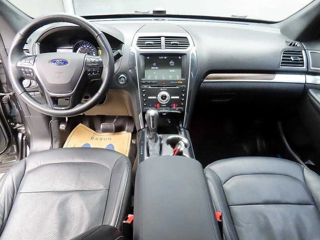 Ford Explorer - Vista 7