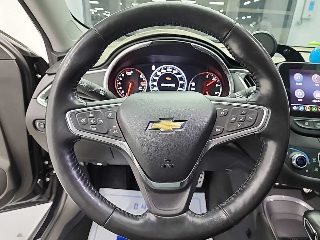 Chevrolet Malibu - Vista 9