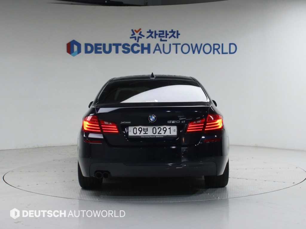 BMW 5 Series - Vista 4