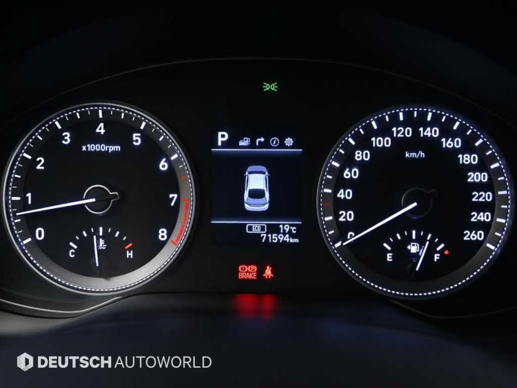 HYUNDAI Grandeur - Vista 8