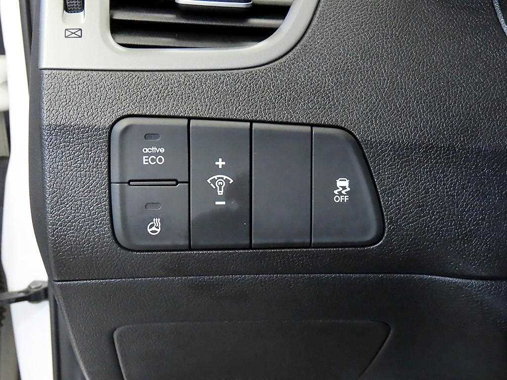 HYUNDAI Avante 2015 Blanco - Importación desde Corea - HF Imports Iquique - Foto 14