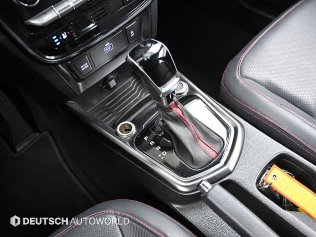 Ssangyong Tivoli - Vista 9