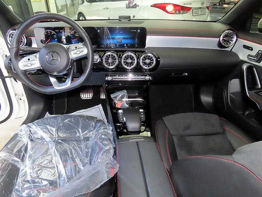 Mercedes Benz CLA Class - Vista 10