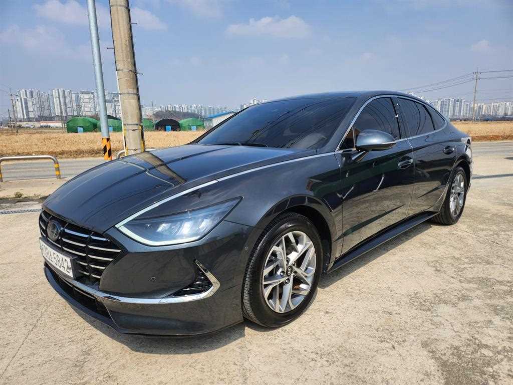 HYUNDAI Sonata - Vista 8