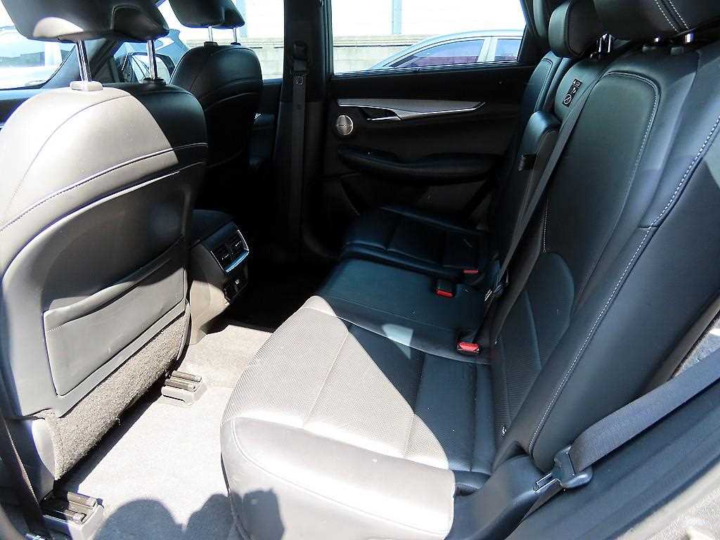 Infiniti QX - Vista 6