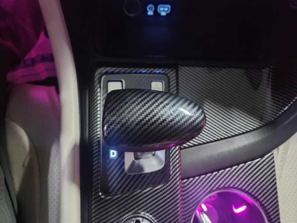 Genesis G70 - Vista 12