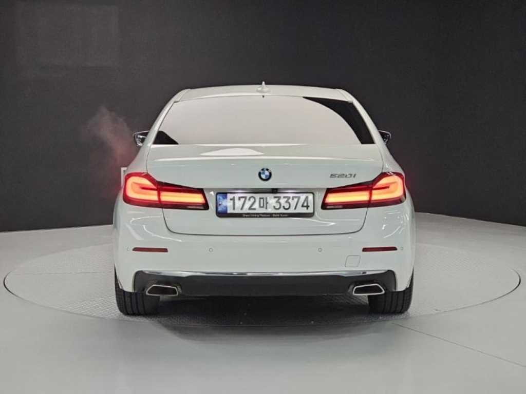 BMW 5 Series - Vista 3