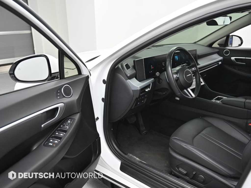 HYUNDAI Sonata - Vista 11