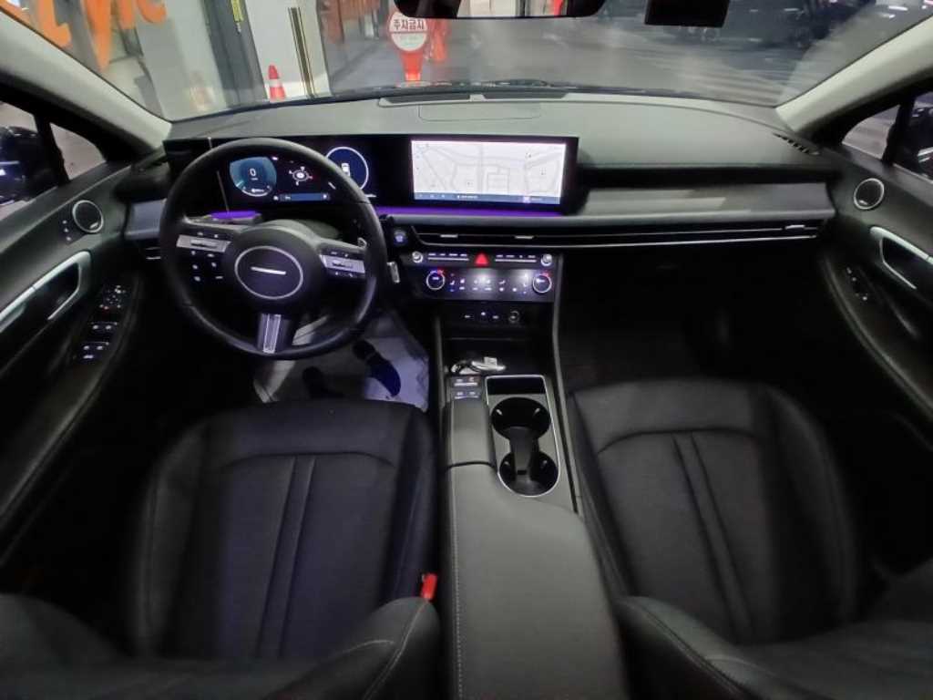 HYUNDAI Sonata - Vista 6