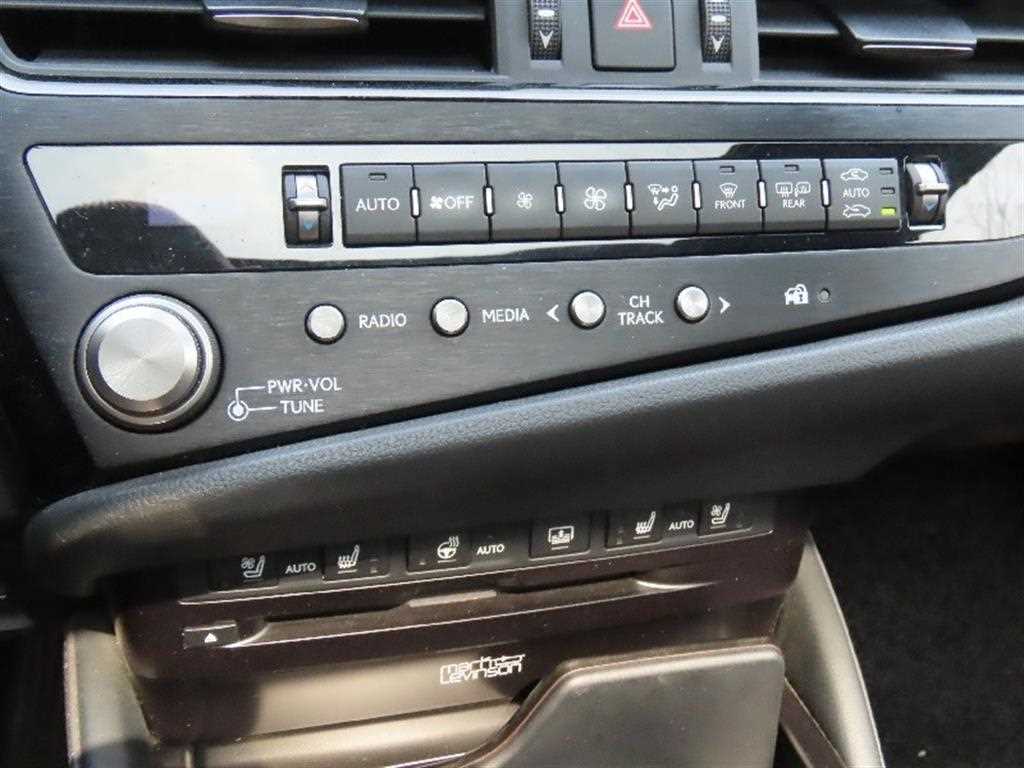 Lexus ES - Vista 7
