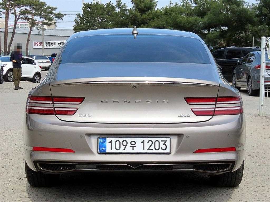 Genesis G80 - Vista 4
