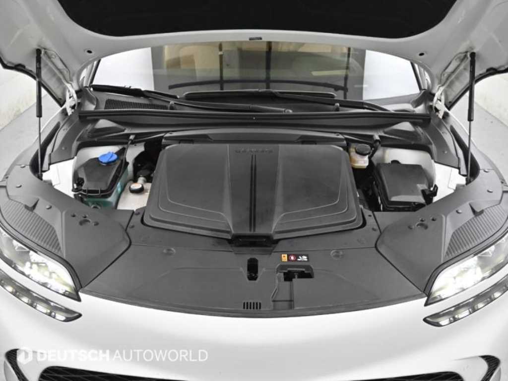 Genesis GV60 - Vista 6