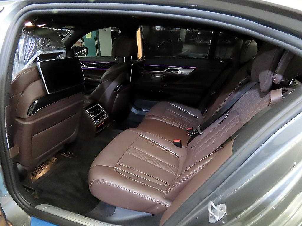 BMW 7 Series - Vista 7