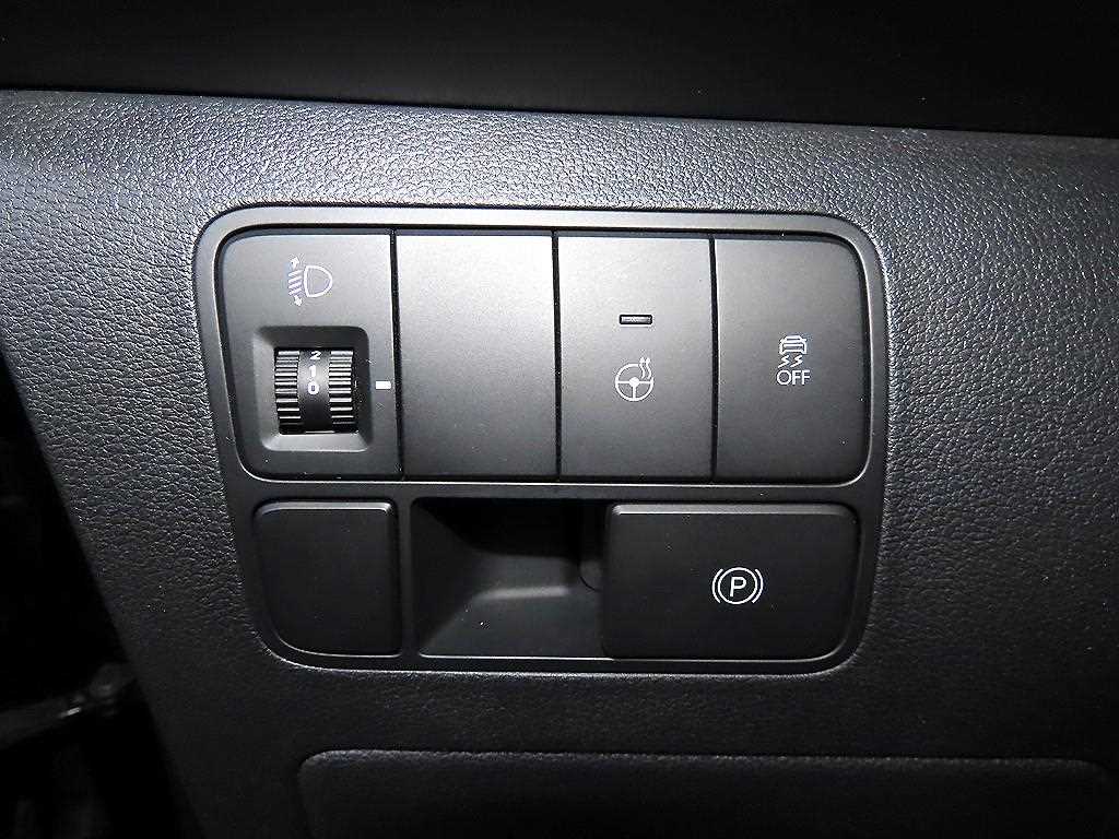 HYUNDAI Staria 2024 Negro - Importación desde Corea - HF Imports Iquique - Foto 13