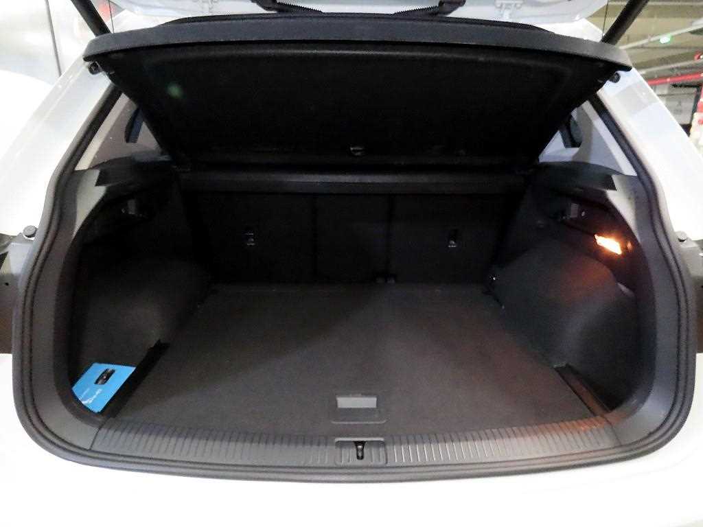 Volkswagen Tiguan 2020 Blanco - Importación desde Corea - HF Imports Iquique - Foto 17