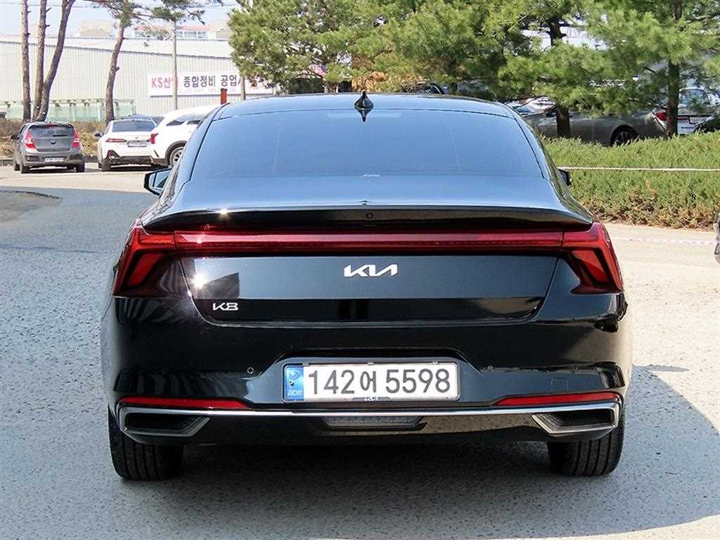 KIA K8 - Vista 4