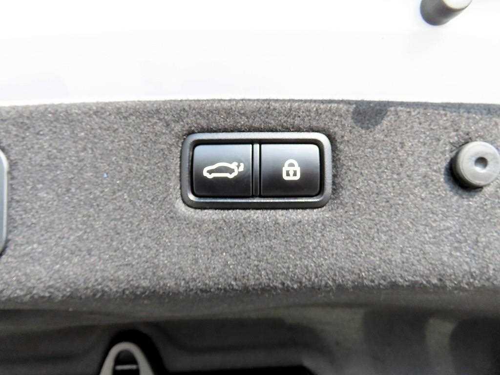 Genesis G70 2019 Blanco - Importación desde Corea - HF Imports Iquique - Foto 16