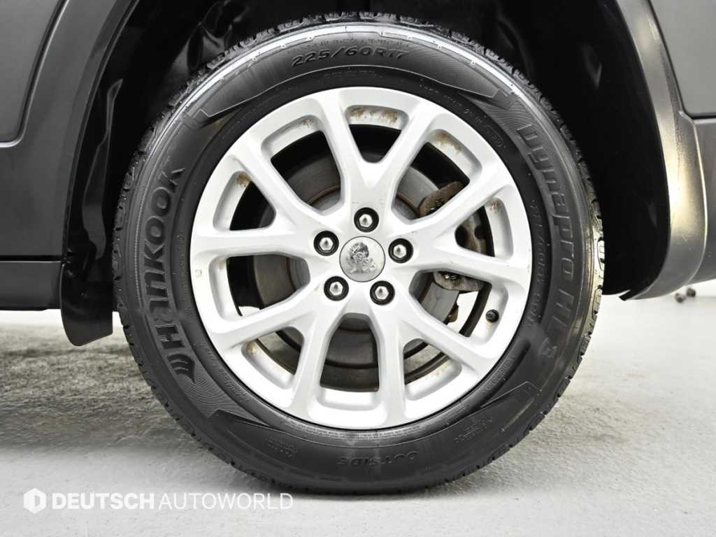 Jeep Cherokee - Vista 5