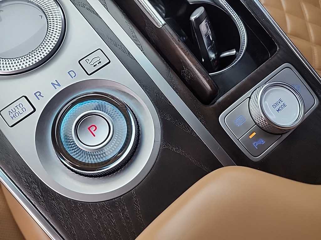 Genesis GV80 - Vista 8