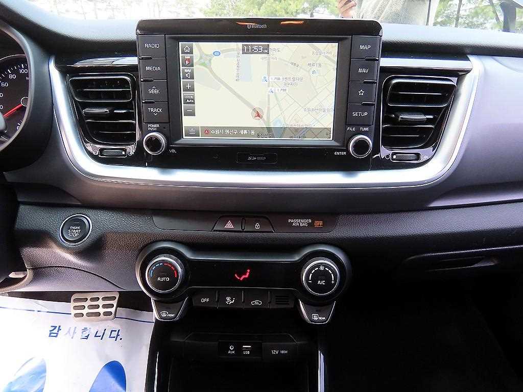 KIA Stonic 2019 Negro - Importación desde Corea - HF Imports Iquique - Foto 14