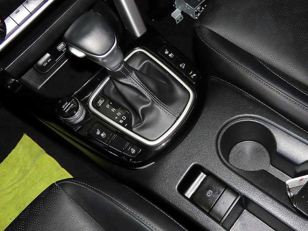 KIA Seltos - Vista 12