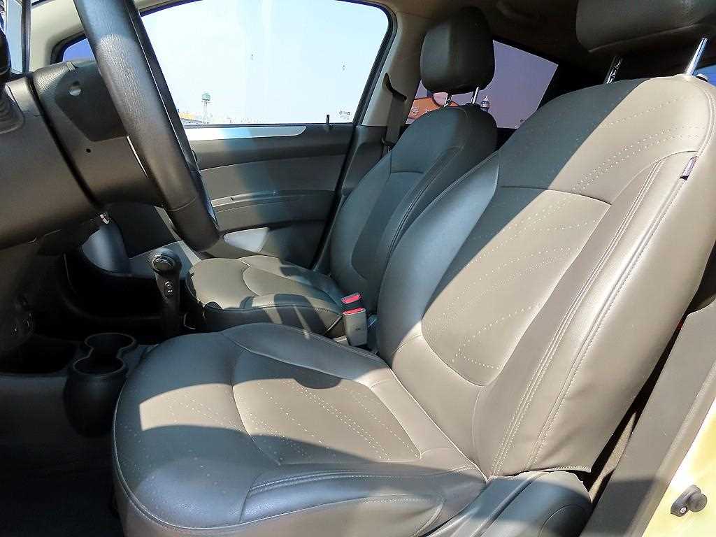 Chevrolet Spark - Vista 5