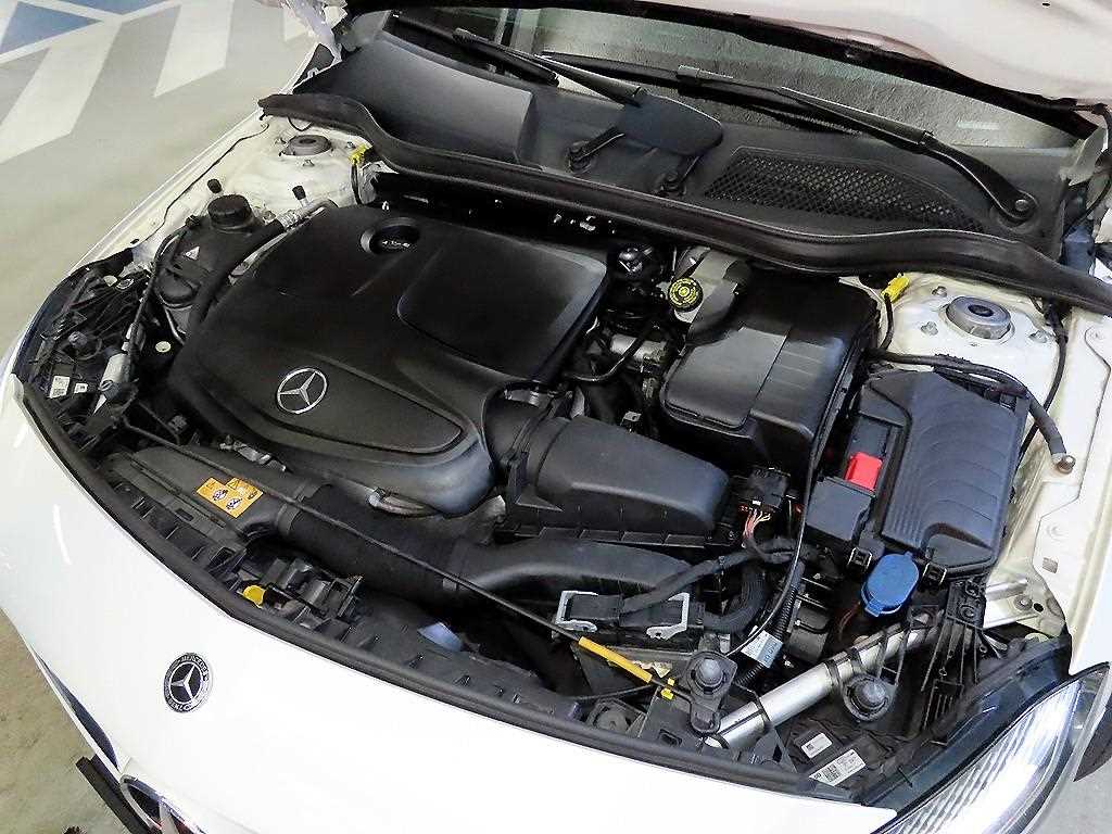 Mercedes Benz A Class 2018 Blanco - Importación desde Corea - HF Imports Iquique - Foto 19