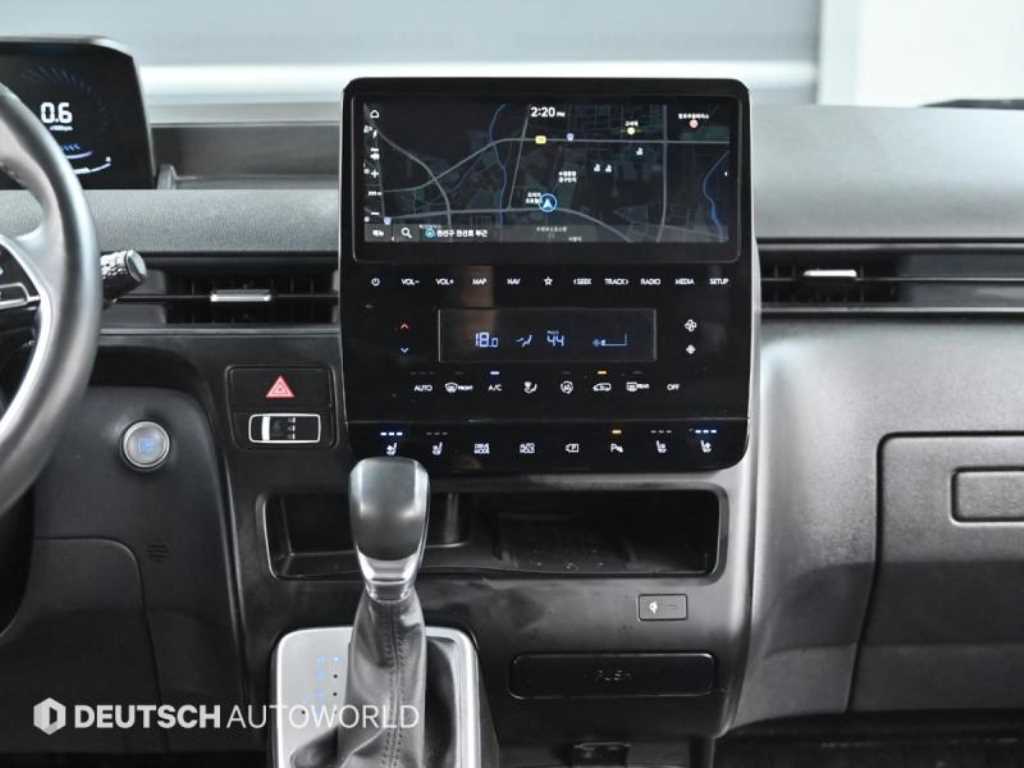 HYUNDAI Staria 2022 Gris - Importación desde Corea - HF Imports Iquique - Foto 14