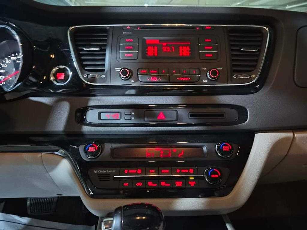 KIA Carnival 2016 Negro - Importación desde Corea - HF Imports Iquique - Foto 15