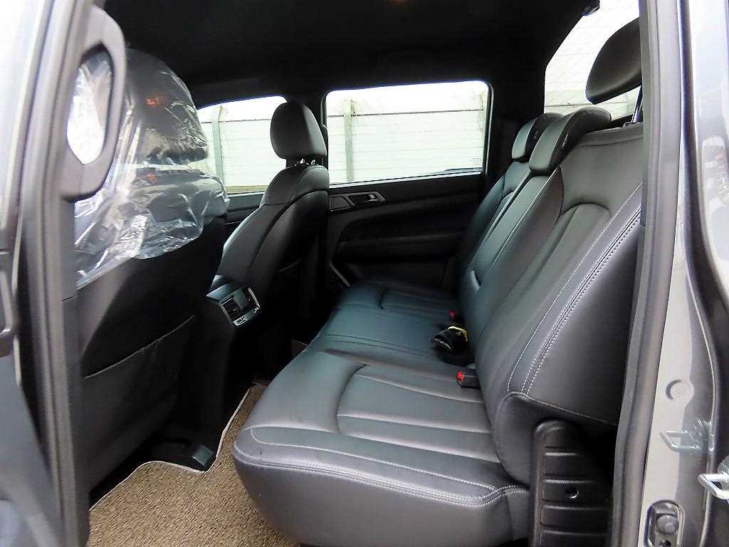 Ssangyong Rexton - Vista 6