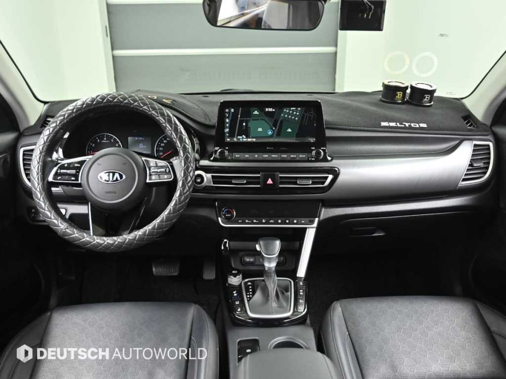 KIA Seltos - Vista 7
