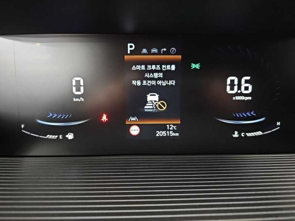 HYUNDAI Staria - Vista 6